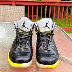 2014 Nike Air Jordan flight Remix sz12 B&Y